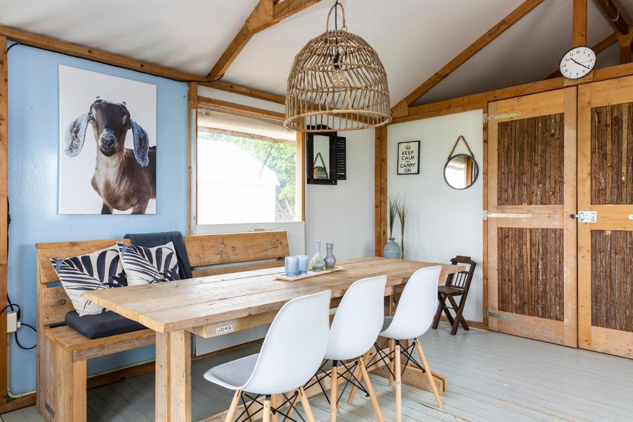 Boerderij Camping Nixhoeve Genderen Exteriör bild