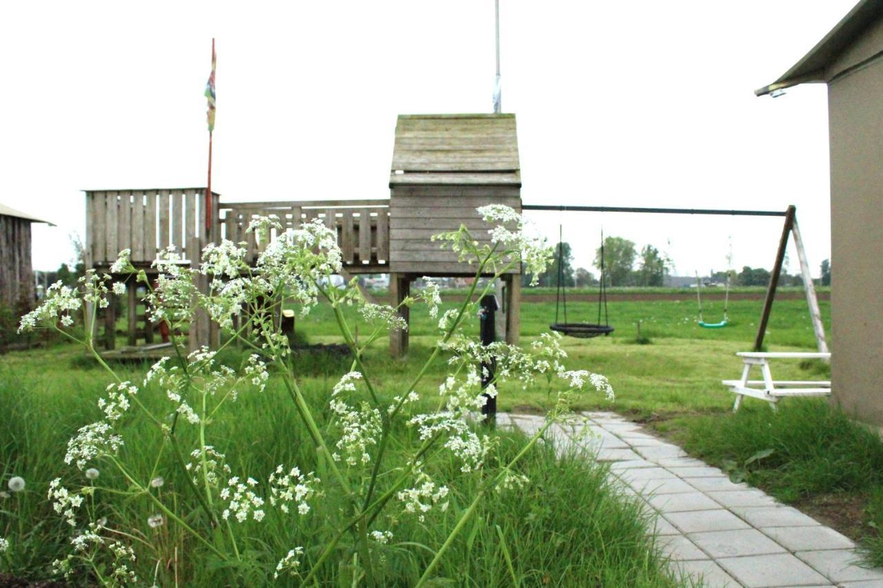 Boerderij Camping Nixhoeve Genderen Exteriör bild