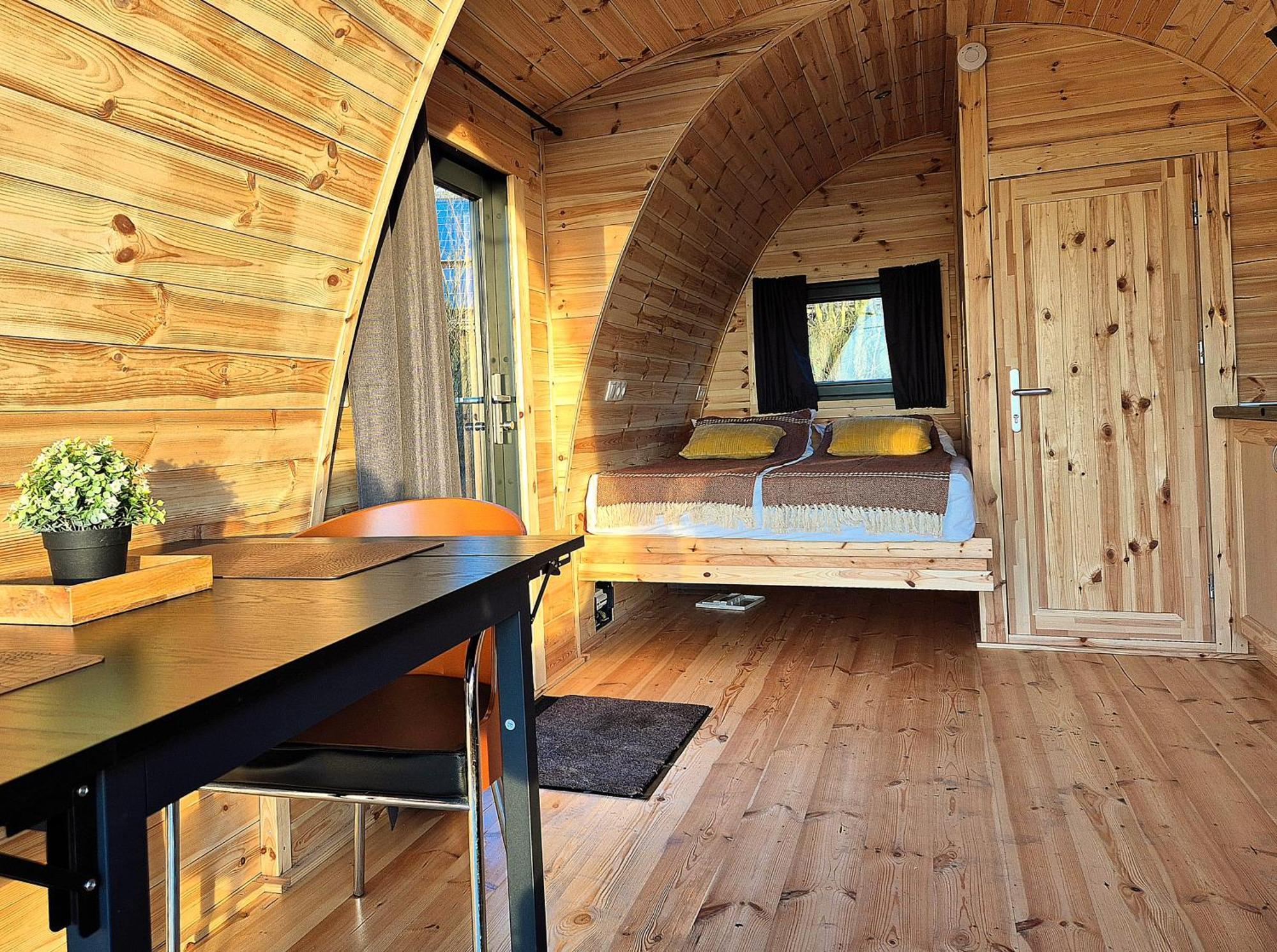 Boerderij Camping Nixhoeve Genderen Exteriör bild