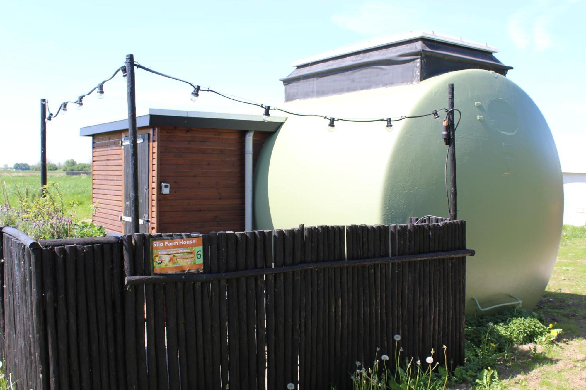 Boerderij Camping Nixhoeve Genderen Exteriör bild